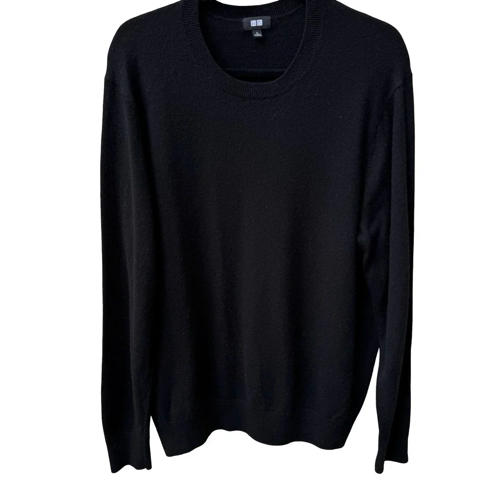 Uniqlo 100% Cashmere Quiet Luxury Minimalist Old Money Cozy Sweater Mens Black L